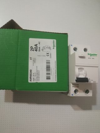 Schneider Electric A9R60240 Diferencial 2P 40A 30m