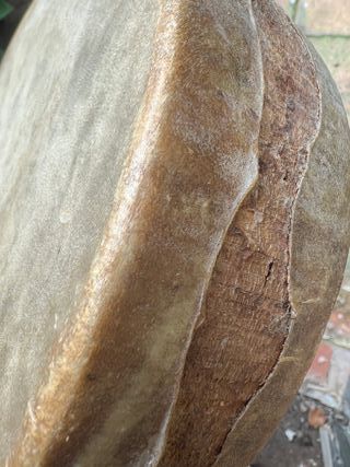 Tambor africano de piel antiguo