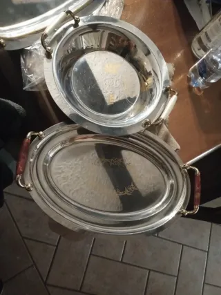 Set Vassoi Acciaio e acciaio dorato