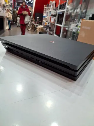PS4 Pro + Mando Nuevo