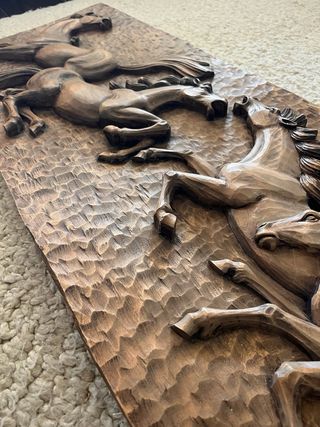 Rilievo di Cavalli Scolpito a Mano - Legno Massello 1m