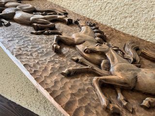 Rilievo di Cavalli Scolpito a Mano - Legno Massello 1m