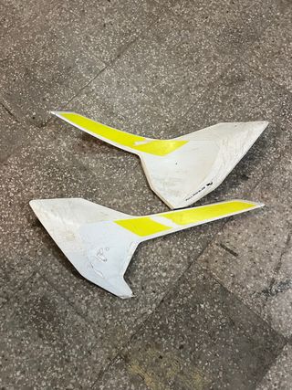 Portanumeros Husqvarna