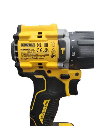 Taladro DeWalt 18V 4.0Ah + Cargador + Maletín
