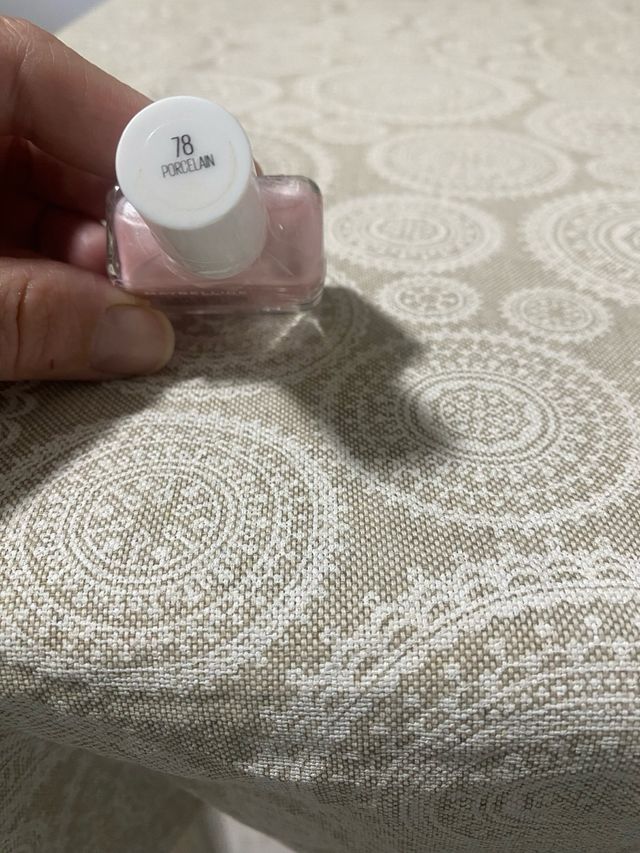 Esmalte de uñasMaybelline Super Stay Ink Bonder 7B