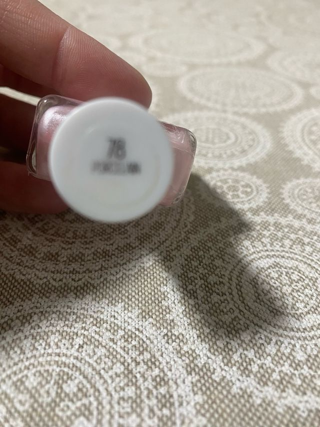 Esmalte de uñasMaybelline Super Stay Ink Bonder 7B