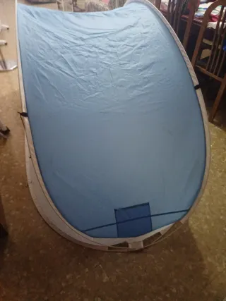 Carpa de playa con 9 anclajes de hierro