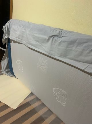 Litera metálica blanca