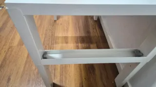 Escritorio infantil blanco.  Ikea