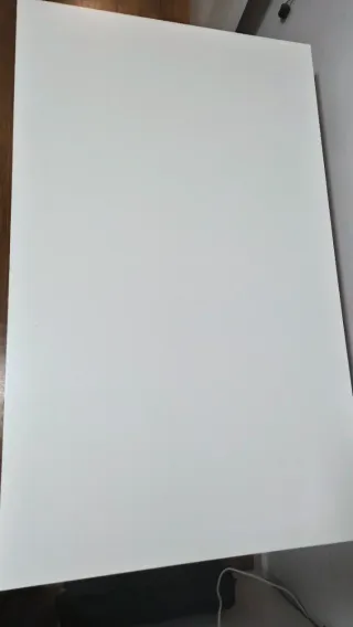 Escritorio infantil blanco.  Ikea