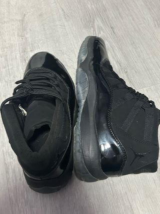 Jordan 11 Negras