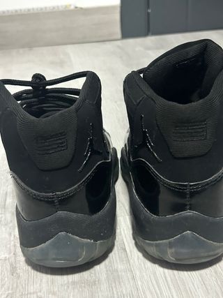 Jordan 11 Negras