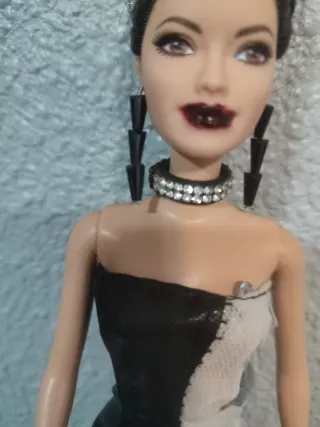Muñeca Barbie Asiática