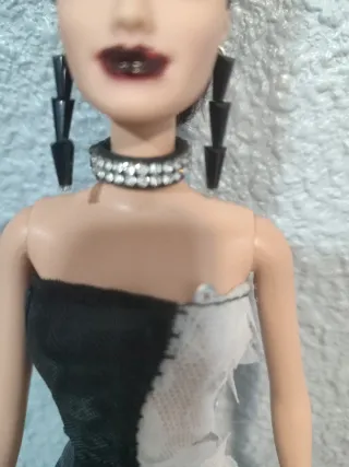 Muñeca Barbie Asiática