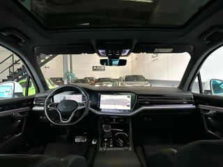 VOLKSWAGEN Touareg RLine Indiv Eleg 3.0 V6 TDI 210