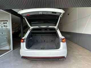 VOLKSWAGEN Touareg RLine Indiv Eleg 3.0 V6 TDI 210