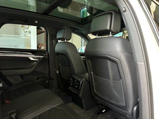 VOLKSWAGEN Touareg RLine Indiv Eleg 3.0 V6 TDI 210