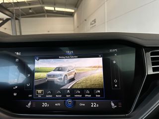 VOLKSWAGEN Touareg RLine Indiv Eleg 3.0 V6 TDI 210