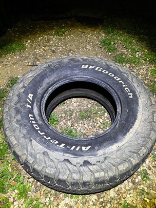 4 Neumáticos Bfgoodrich All-Terrain 285/75 R16