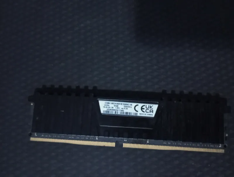 X16 RAM Corsair Vengeance LPX DDR4 3200MHz afbeelding 2
