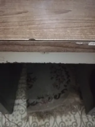 Mesa de oficina vintage con llave