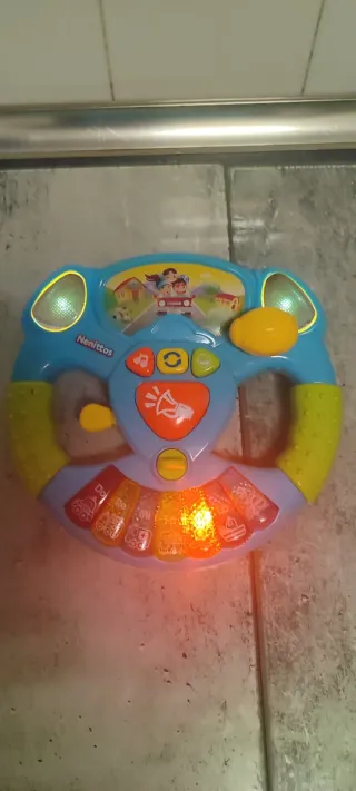Volante interactivo para bebé Nenittos