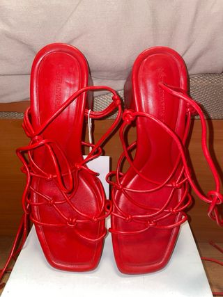 Sandalias Stradivarius Rojas Talla 38
