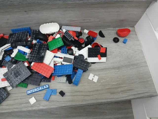 Lote de piezas de construcción