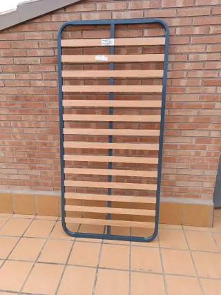 Somier de madera y metal sin patas