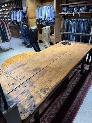 Mesa madera maciza reciclada