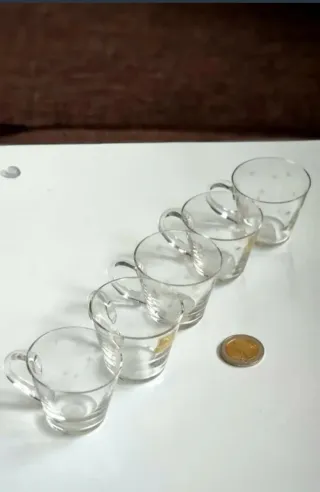 Lote 5 mini tazas cristal y 3 copas