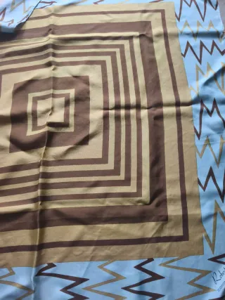 Foulard fantasia geometrica