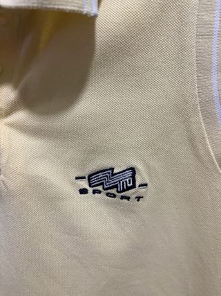Polo sin mangas amarillo Talla S