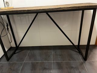 Mesa madera estilo industrial, estructura metálica