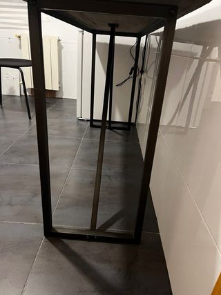 Mesa madera estilo industrial, estructura metálica