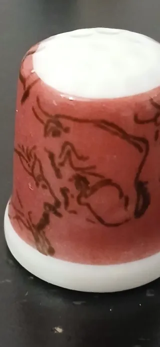 Collezione di ditali in porcellana