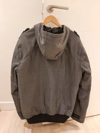 Abrigo Volcom Gris con Capucha