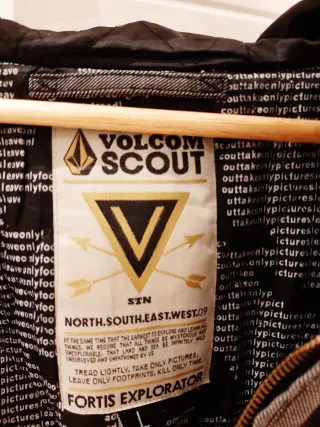 Abrigo Volcom Gris con Capucha