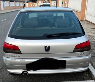 Peugeot 306