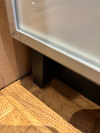 Librería IKEA BILLY puertas vidrio y metal