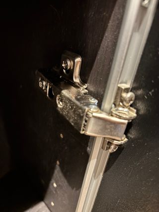 Librería IKEA BILLY puertas vidrio y metal