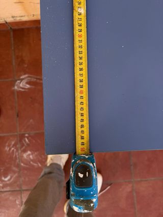 Escritorio madera y azul