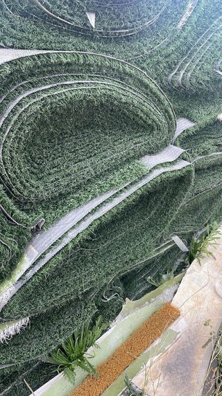 Césped artificial enrollado