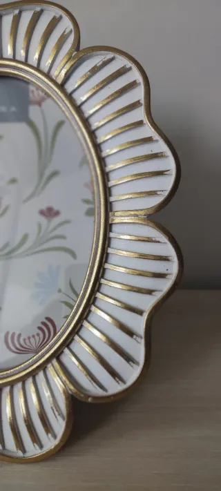 Marco Madera Blanco y dorado 21x17,5 cm