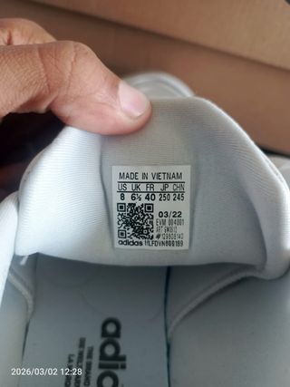 Adidas Ozelia Cloud White Mujer