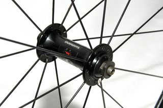 PAREJA RUEDAS DE CARBONO TUBULAR