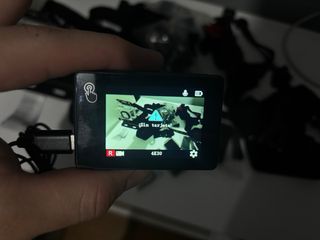 Cámara de acción doble pantalla y accesorios