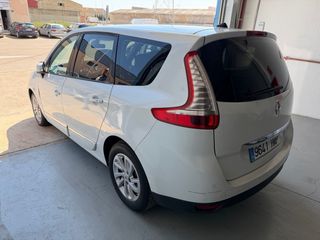 Renault Grand Scenic 7 PLAZAS