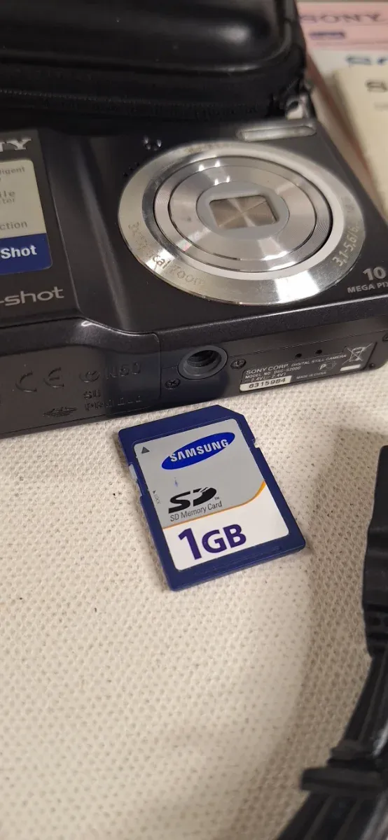 Sony Cyber-shot DSC-S2000 Cámara Digital 10.1MP