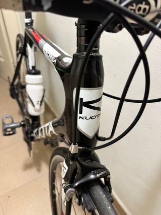 Bicicleta KUOTA Korsa Carbono